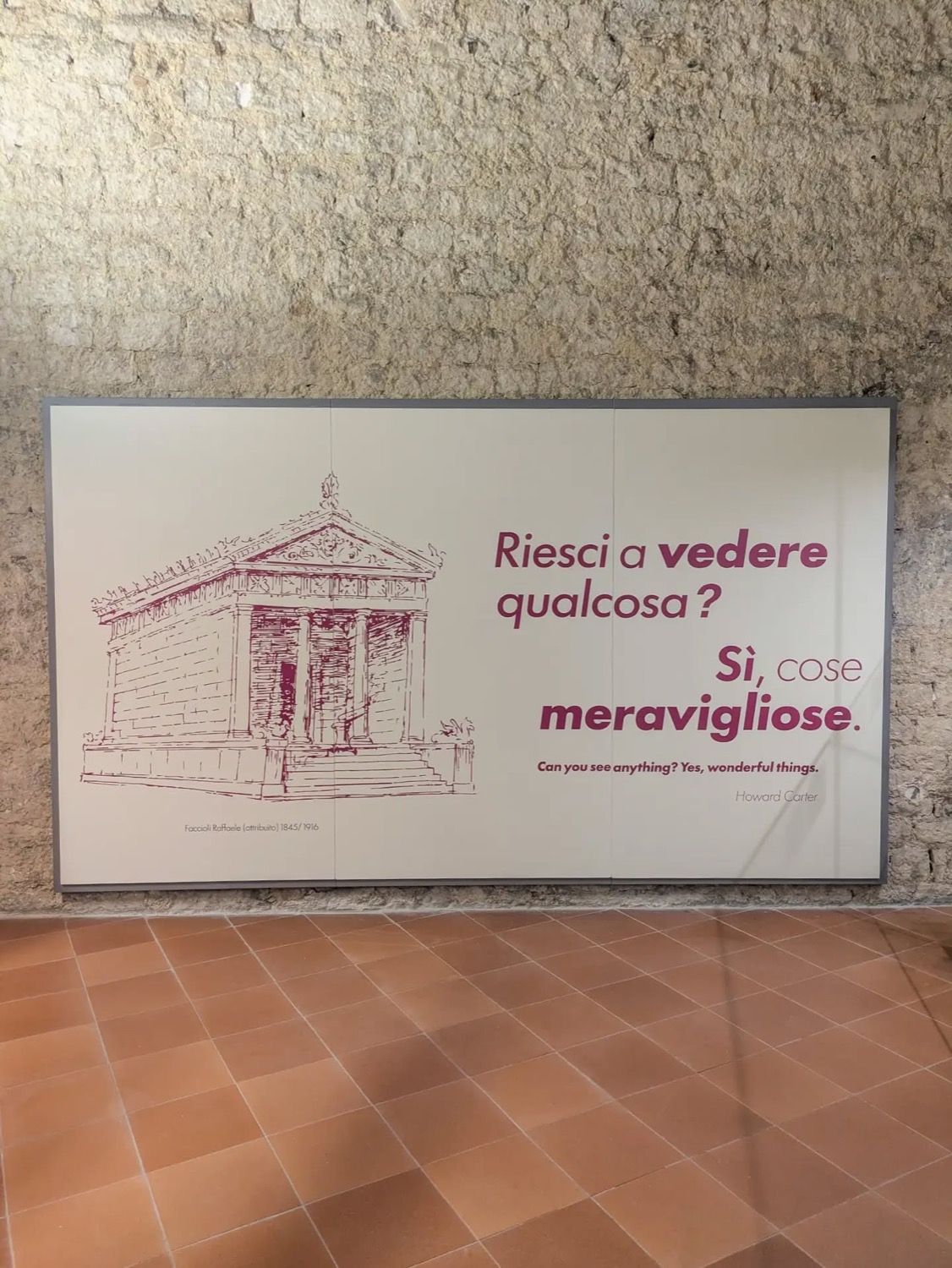 La frase di Howard Carter, stampata a muro
